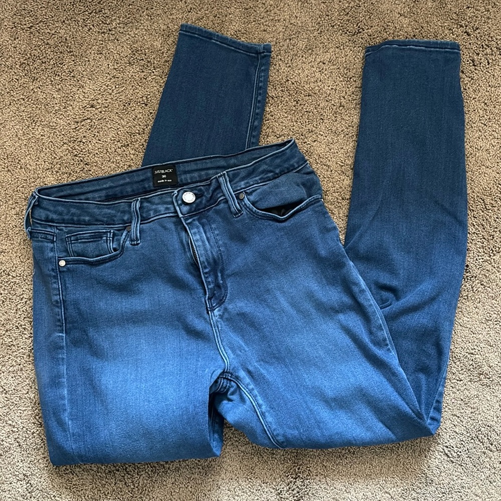Just Black size 30 skinny jeans